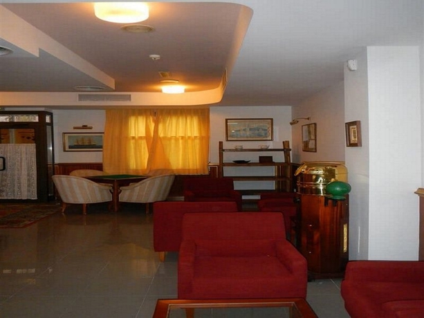 Imagen general del Hostal Vila Del Mar. Foto 5