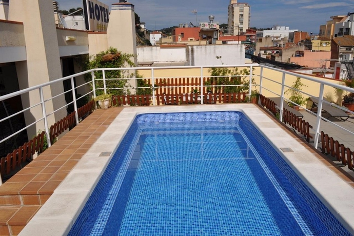 Imagen general del Hostal Vila Del Mar. Foto 12