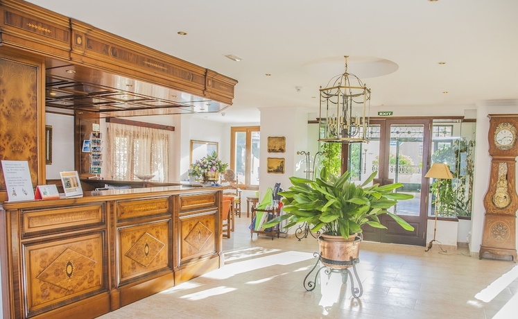 Imagen de los interiores del Hostal Villa Rosa, Paguera. Foto 18