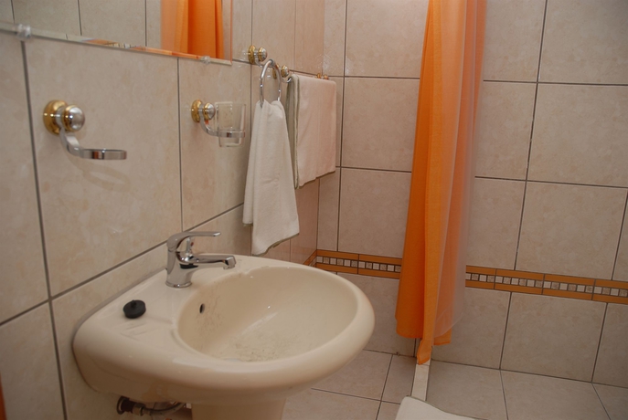 Imagen de la habitación del Hostal Villa Sillar. Foto 4