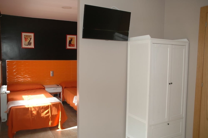 Imagen de la habitación del Hostal Vintage Santander. Foto 6