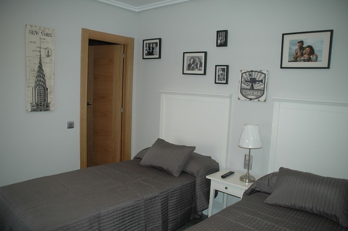 Imagen de la habitación del Hostal Vintage Santander. Foto 10