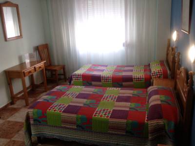 Imagen de la habitación del Hostal Virgen Del Rocio Ii. Foto 5