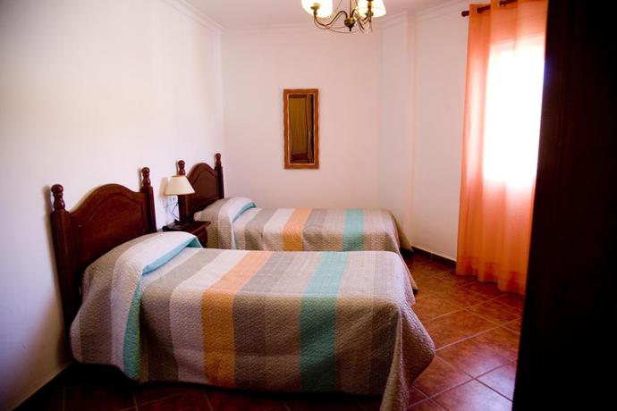 Imagen de la habitación del Hostal Vista A La Sierra. Foto 4