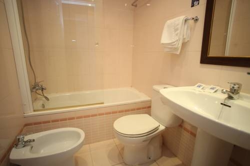 Imagen de la habitación del Hostal Vitorina, Soria. Foto 5