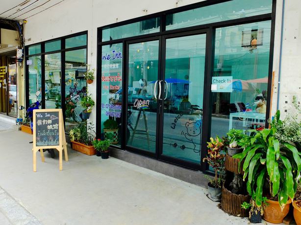 Imagen de los exteriores del Hostal We Inn. Foto 7