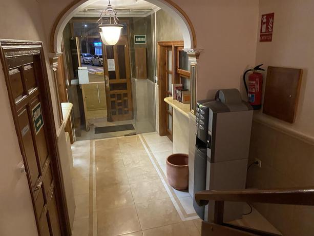 Imagen de los interiores del Hostal Welcome2 Alcázar. Foto 11