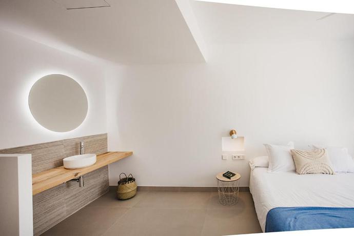 Imagen general del Hostal Xuroy. Foto 14