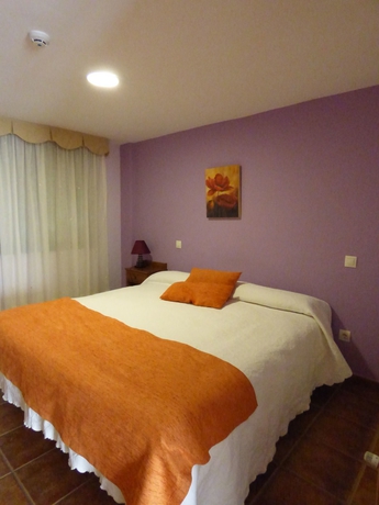 Imagen de la habitación del Hostal Y Casa Rural La Colmena. Foto 11