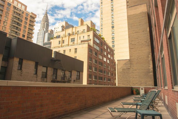 Imagen de los exteriores del Hostal YMCA Vanderbilt. Foto 8