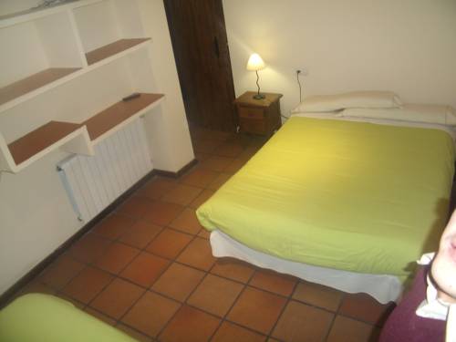 Imagen de la habitación del Hostal Yeti. Foto 4