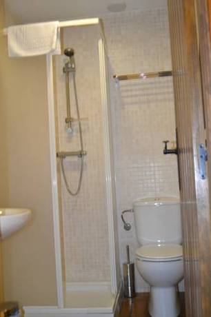 Imagen de la habitación del Hostal Yeti. Foto 7