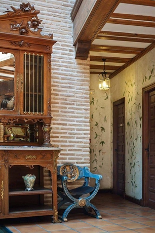 Imagen general del Hostal Yit Puerta Bisagra. Foto 3