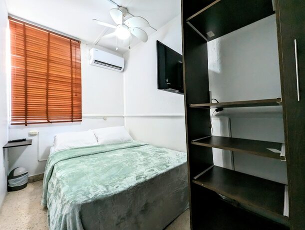 Imagen de la habitación del Hostal Yoha. Foto 12