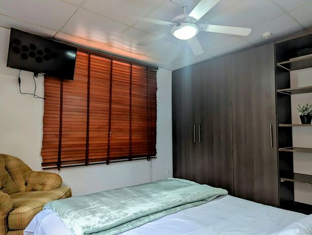 Imagen de la habitación del Hostal Yoha. Foto 19