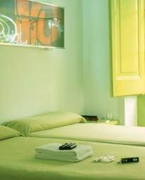 Imagen general del Hostal Youth Hostel - Central and Basic Universitat. Foto 13