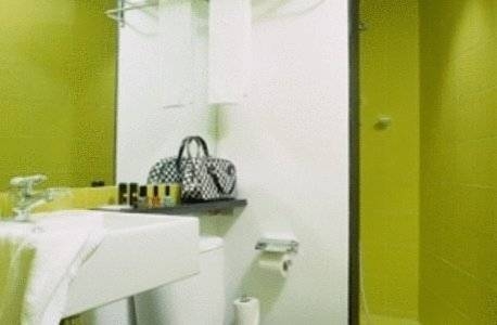 Imagen general del Hostal Youth Hostel - Central and Basic Universitat. Foto 4