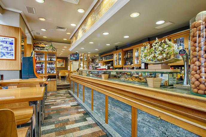 Imagen general del Hostal Zahara. Foto 12