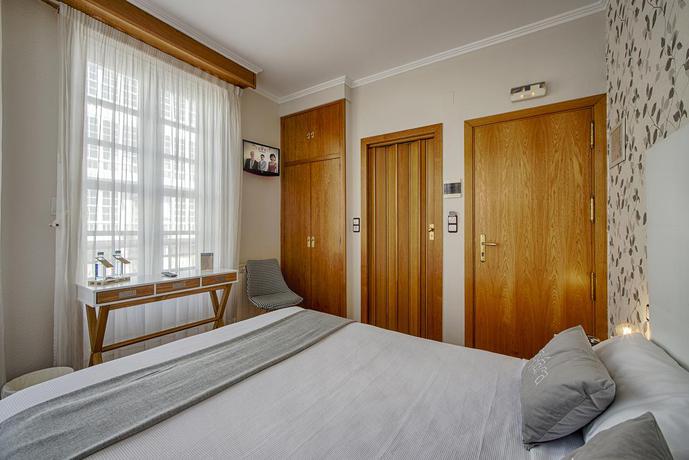 Imagen general del Hostal Zahara, Ferrol. Foto 8