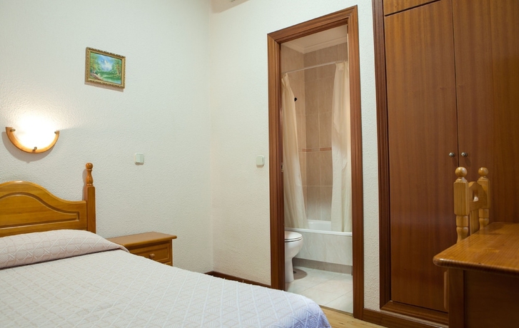 Imagen de la habitación del Hostal Zamora. Foto 8