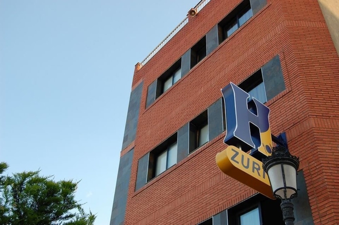 Imagen general del Hostal Zurich. Foto 3