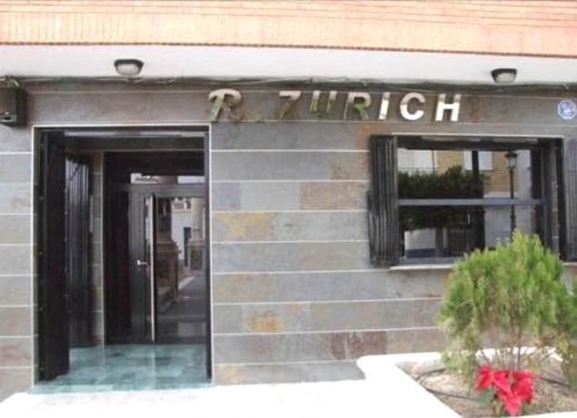 Imagen general del Hostal Zurich. Foto 4