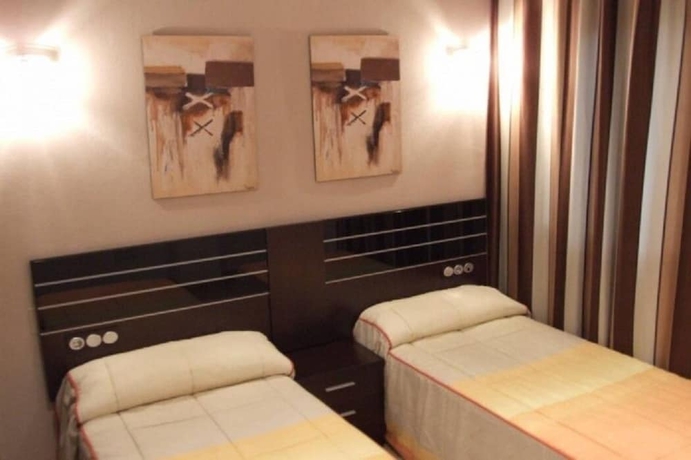 Imagen de la habitación del Hostal Zurich, Hu&eacute;rcal-Overa. Foto 12