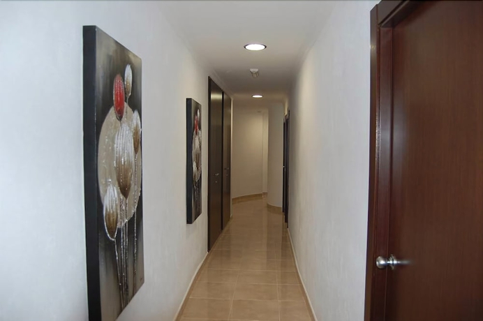 Imagen de los interiores del Hostal Zurich, Hu&eacute;rcal-Overa. Foto 19