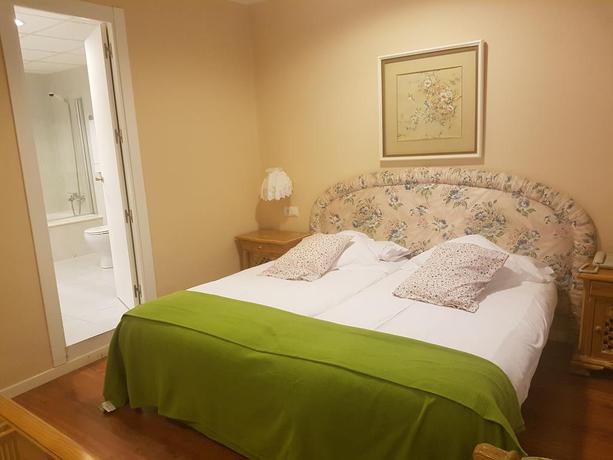 Imagen de la habitación del Hostal del Carme. Foto 15