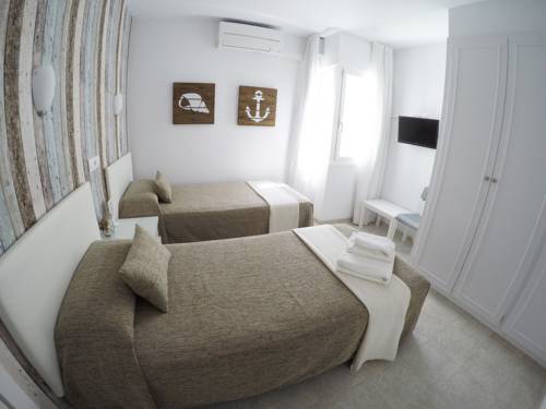 Imagen de la habitación del Hostal del Mar, Tossa de Mar. Foto 5