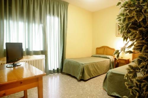 Imagen de la habitación del Hostal del Senglar. Foto 6