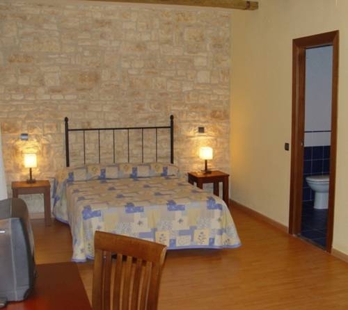 Imagen de la habitación del Hostal del Senglar. Foto 8