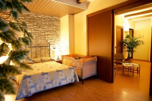 Imagen de la habitación del Hostal del Senglar. Foto 9