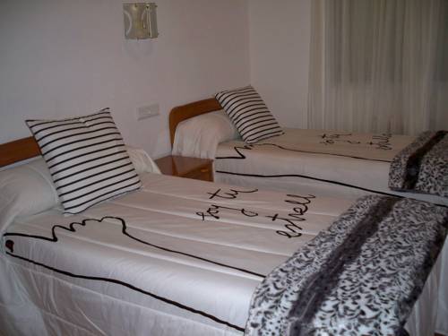 Imagen de la habitación del Hostal los Chanos El Ruso. Foto 6