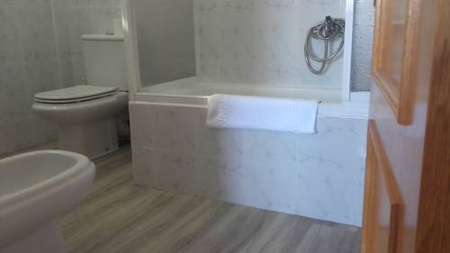 Imagen de la habitación del Hostal los Chanos El Ruso. Foto 7