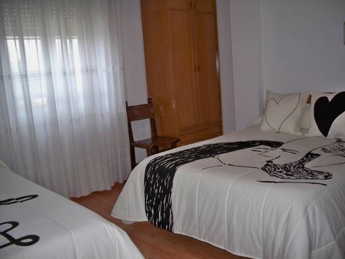 Imagen de la habitación del Hostal los Chanos El Ruso. Foto 13