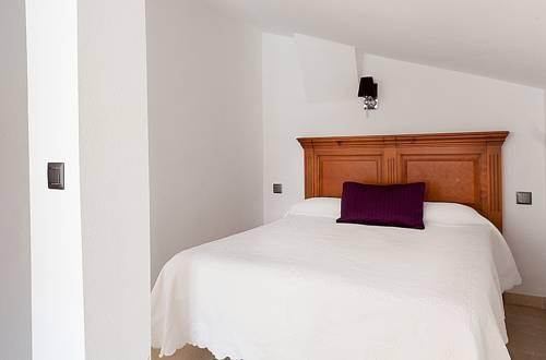 Imagen de la habitación del Hostal y Apartamentos Abril. Foto 10