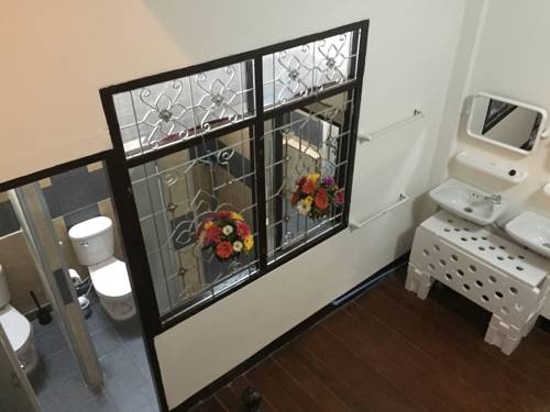 Imagen de la habitación del Hostel 24, Bangkok. Foto 10
