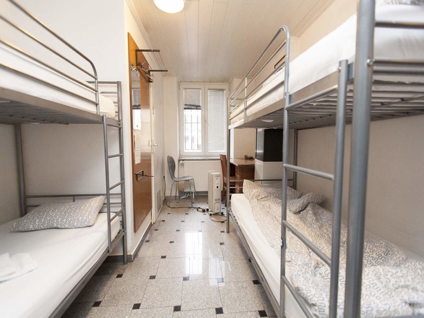 Imagen de la habitación del Hostel 24, Ljubljana. Foto 2