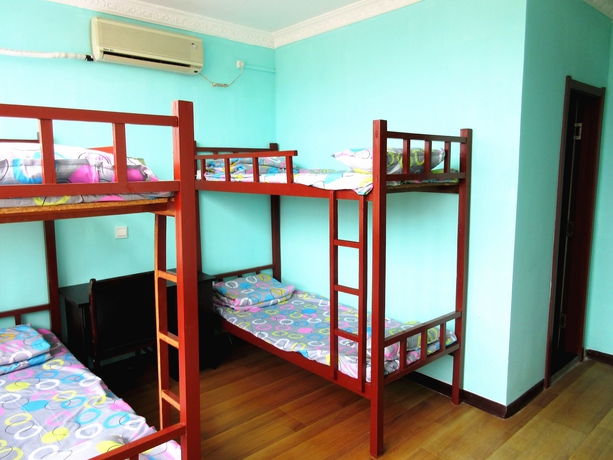 Imagen de la habitación del Hostel 25 Four Seasons Youth. Foto 9