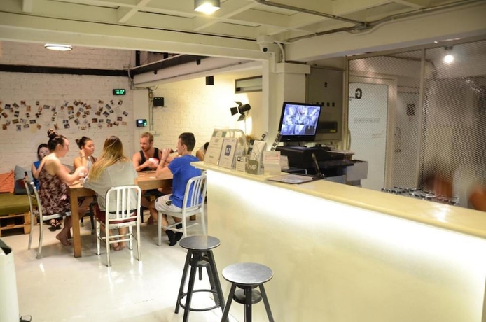 Imagen de los interiores del Hostel 3howw Khaosan. Foto 12