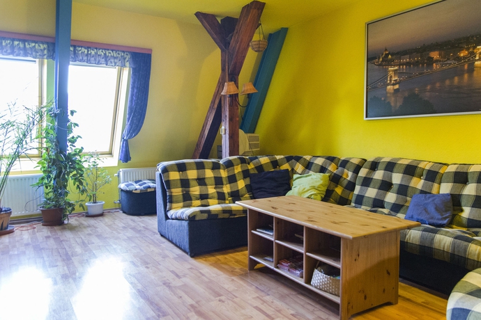 Imagen de los interiores del Hostel 7x24 Central. Foto 16