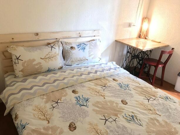 Imagen general del Hostel 82g Backpacker Inn -. Foto 8