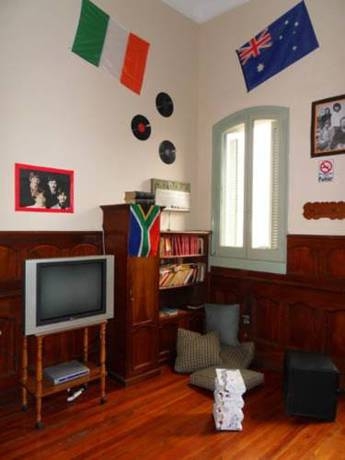 Imagen general del Hostel 83 Rosario. Foto 4