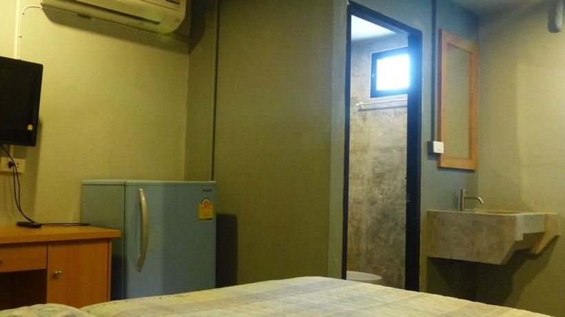 Imagen de los exteriores del Hostel 9 -. Foto 13