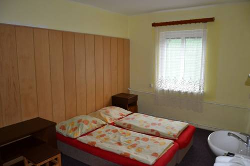 Imagen de la habitación del Hostel A Penzion Fortuna. Foto 5