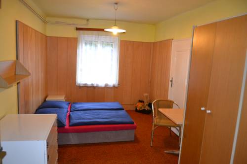 Imagen de la habitación del Hostel A Penzion Fortuna. Foto 12