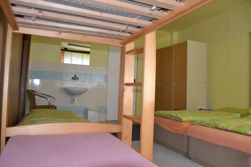 Imagen de la habitación del Hostel A Penzion Fortuna. Foto 13