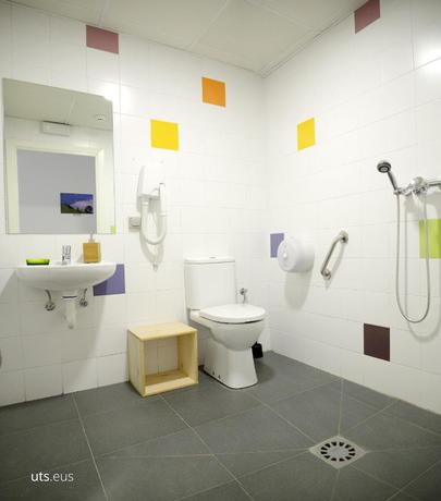 Imagen de los interiores del Hostel ABARAXKA Azkoitia. Foto 11