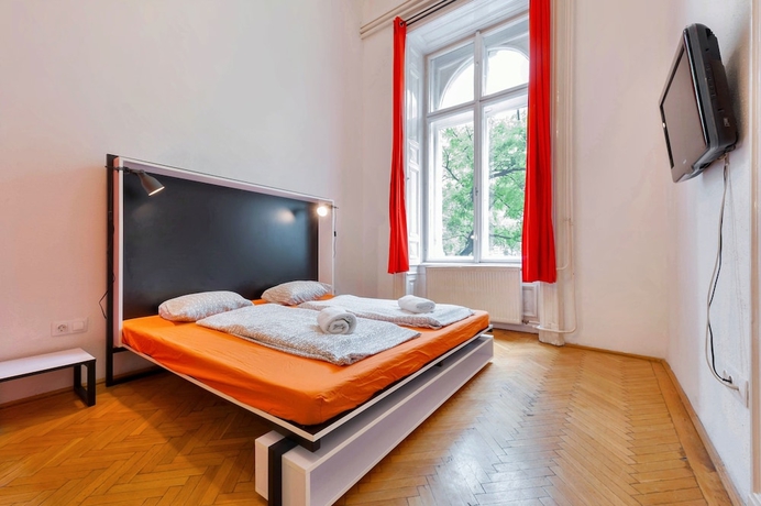 Imagen de la habitación del Hostel Adagio 2.0 Basilica. Foto 14